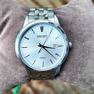 6N42 Japan Seiko Modern Quartz no box or papers